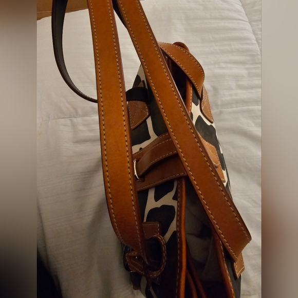 Dooney & Bourke Vintage Giraffe Shopper tote in canvas with leather trim EUC - Picture 11 of 15